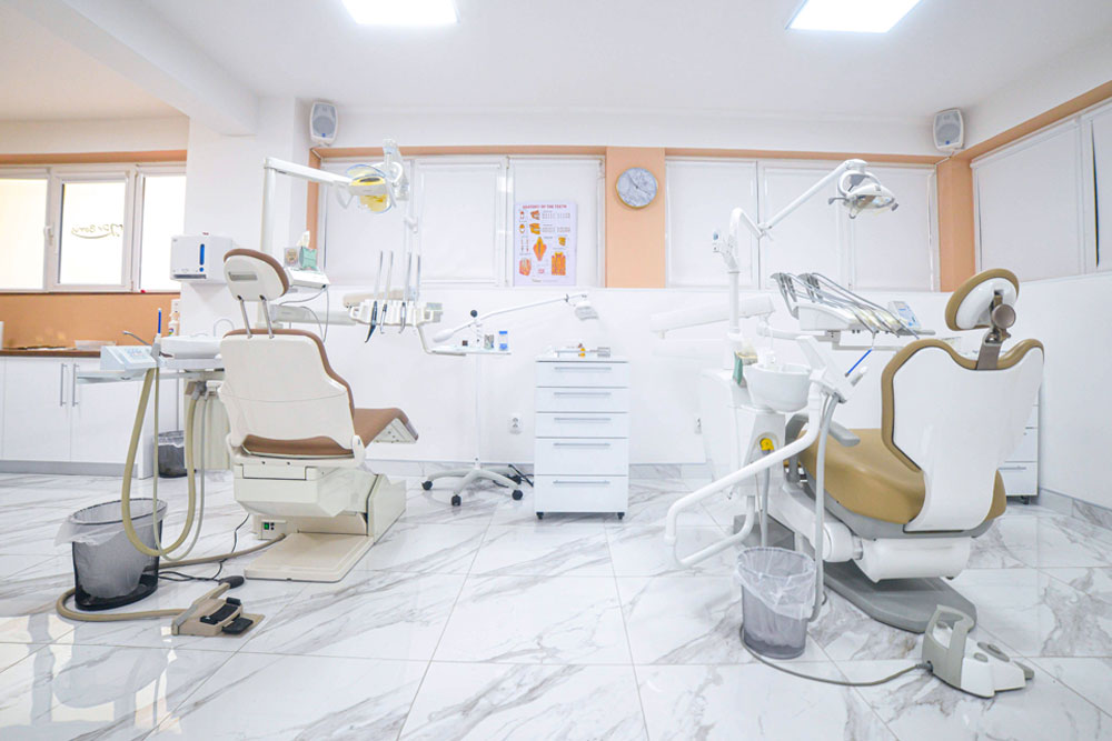 Snimanje zuba najsavremenijim rendgen aparatima – precizna dijagnostika za bezbedno i efikasno lečenje